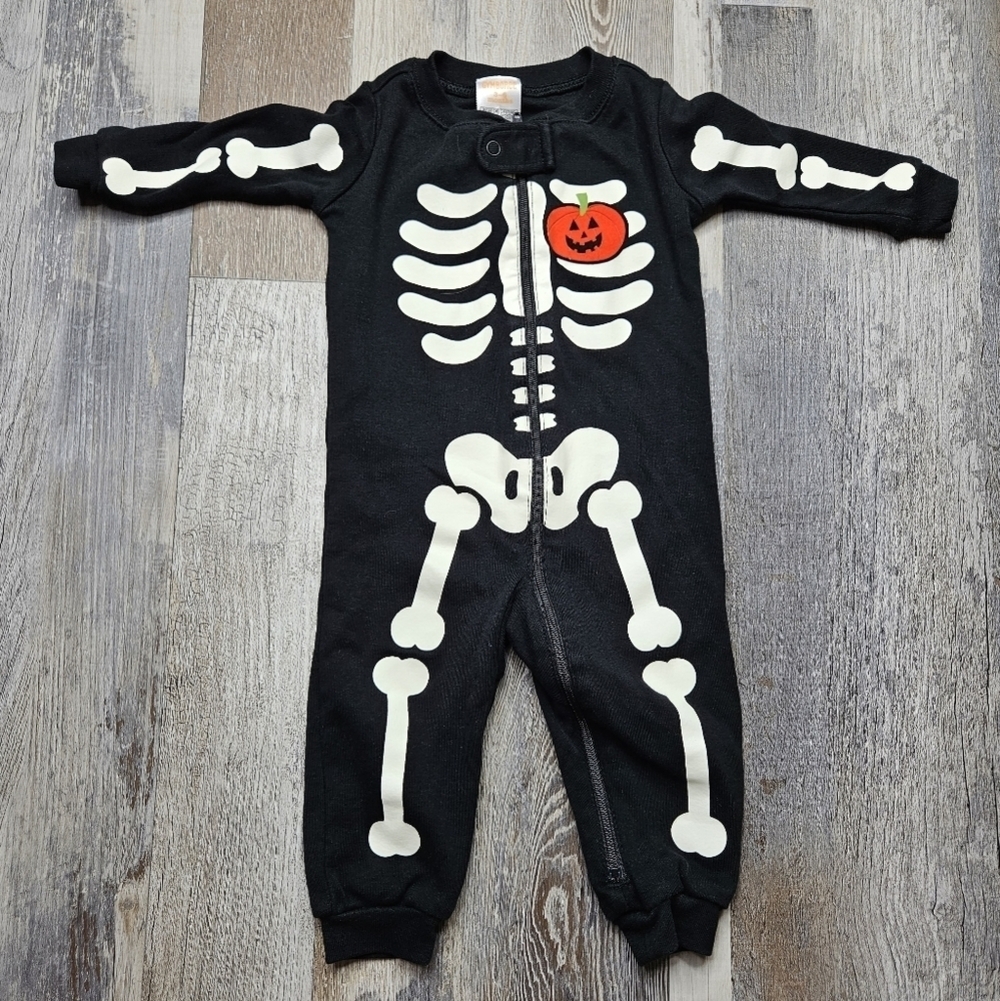 HALLOWEEN Gymboree Skeleton Body Suit Pumpkin Heart 3-6 months